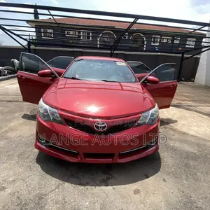 Toyota Camry SE Limited Edition 4dr Sedan (2.5L 4cyl 6A) 2012 Red