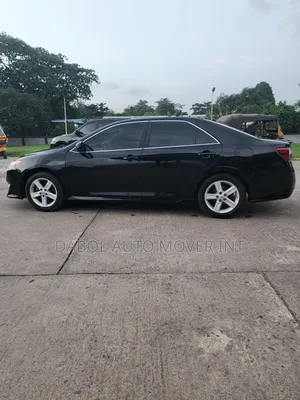 Toyota Camry SE 4dr Sedan (2.5L 4cyl 6A) 2013 Black