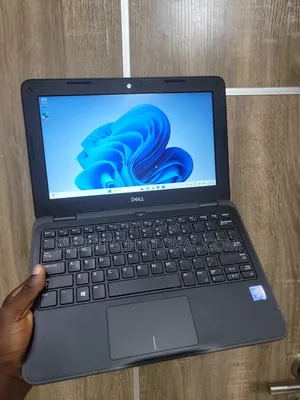 Laptop Dell Latitude 3190 4GB Intel Celeron SSD 128GB