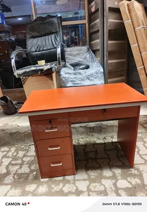 Compact 3feet Office Table With 3 Drawers