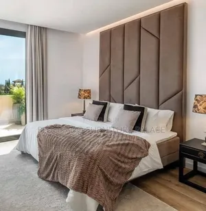 Stylish King Size Full Padded Bedframe