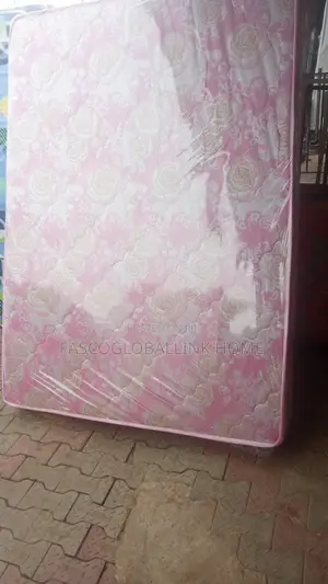 4 and Half by 6ft by 10 Inches Semi Orthopedic Mattress