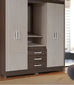 4 X 2.9 Wardrobes