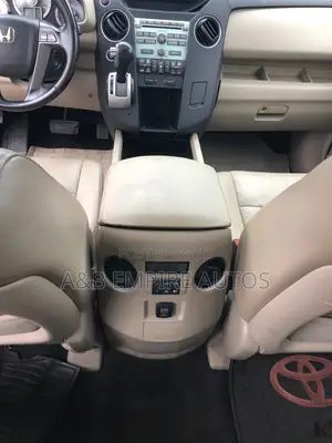 Honda Pilot 2010 Gold