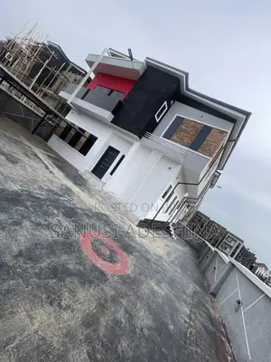 5bdrm Duplex in Wuye Main,Fct Abuja for sale