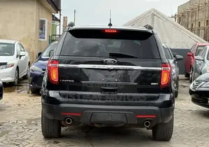 Ford Explorer Limited 4dr 4x4 (3.5L 6cyl 6A) 2012 Black