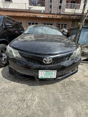 Toyota Camry LE 4dr Sedan (2.5L 4cyl 6A) 2013 Black
