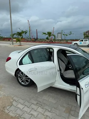 Mercedes-Benz C300 2015 White