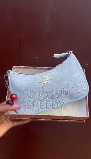 Classic Bags for Your Outfit