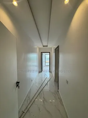 1bdrm Apartment in Lekki Phase 1 for rent