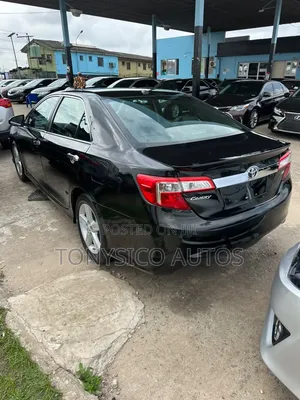 Toyota Camry SE 4dr Sedan (2.5L 4cyl 6A) 2013 Black