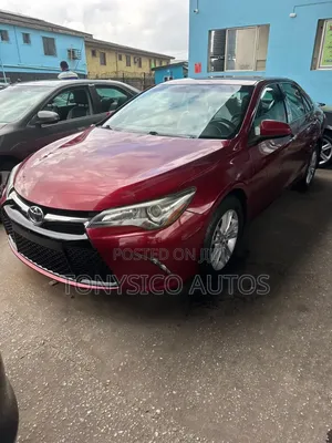 Toyota Camry SE w/Special Edition Pkg (2.5L 4cyl 6A) 2016 Maroon