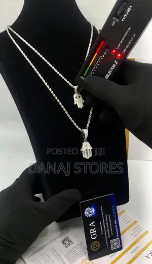 VVS Moissainte Hamsa  Necklace