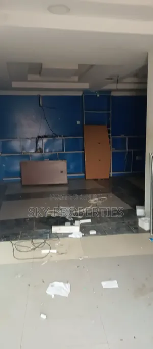 170 SQMS Shop Space for Rent