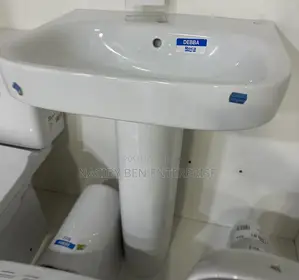 Roca Basin With Pedestal