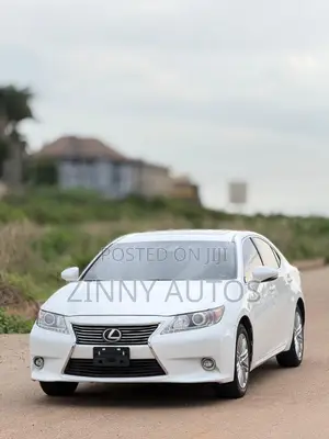 Lexus ES 2016 White
