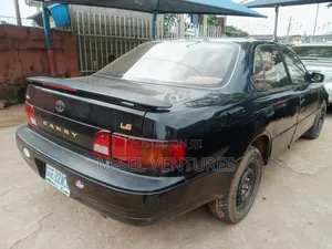 Toyota Camry Station Wagon 1997 Blue