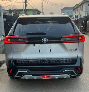 Toyota RAV4 2024 Silver
