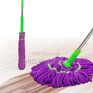 Self Squeezing Mop