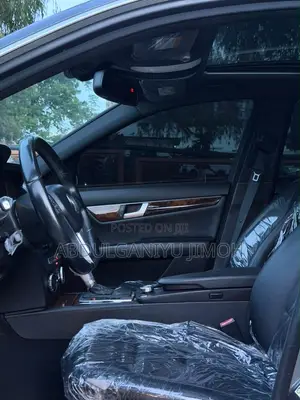 Mercedes-Benz C300 2013