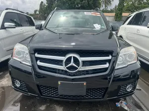 Mercedes-Benz GLK-Class 2011 Black