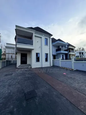 4bdrm Duplex in Carlton Gate Estate, Akobo for sale