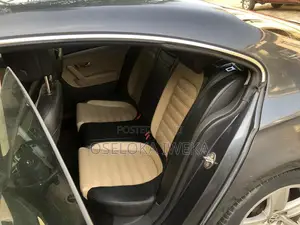 Volkswagen Passat 2014 Blue