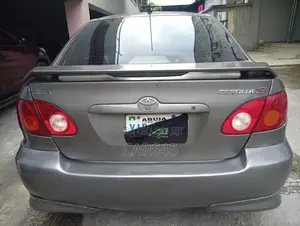 Toyota Corolla 2004 Gray