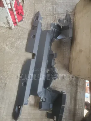 Radiator Plastic Rav4 2015