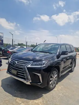 Lexus LX 2017 Black