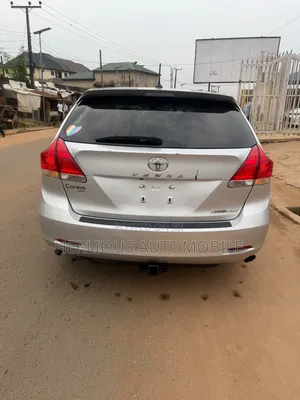 Toyota Venza 2012 Silver