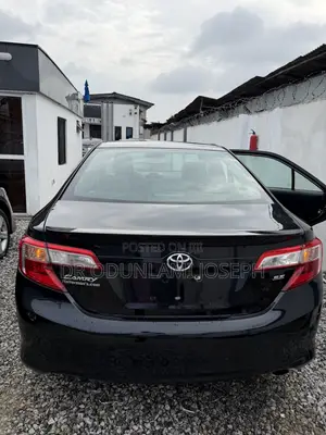 Toyota Camry SE 4dr Sedan (2.5L 4cyl 6A) 2014 Black