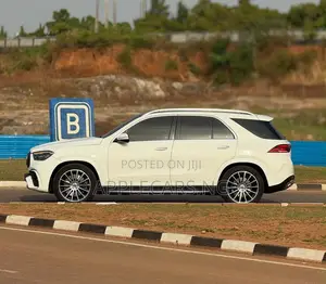 Mercedes-Benz GLE-Class GLE 450 4MATIC 2024 White