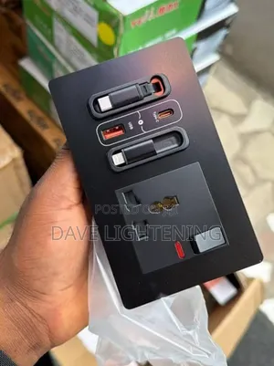 13A Wall Socket With Built-in Fast USB Ports and Retractable Cables.