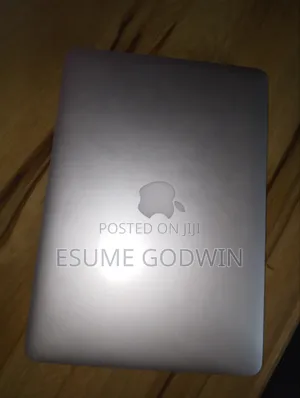 Laptop Apple MacBook Pro 2015 8GB Intel Core i5 HDD+SSD 256GB