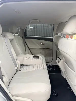 Toyota Venza LE 2009 Silver