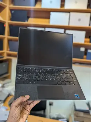 New Laptop Dell XPS 13 16GB Intel Core i7 SSD 256GB