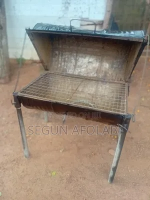 Heavy Duty Charcoal BBQ Grill | Barbecue Grill With Lid – Neatly Used