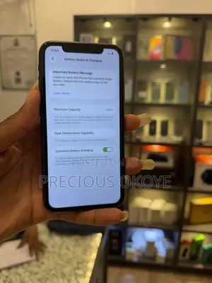 Apple iPhone 11 64 GB Black