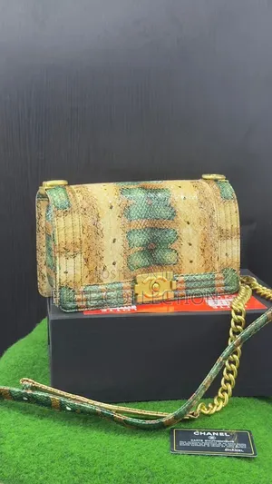Channel Bag Quality:- Luxury Material:- Leather Size:-Medium