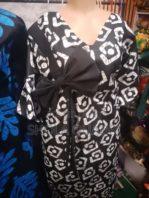 A Shape Gown Dress