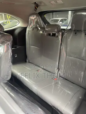 Toyota Highlander XLE 2022 Gray