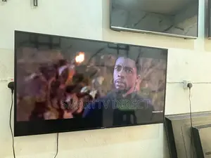 Samsung 55” UHD SMART