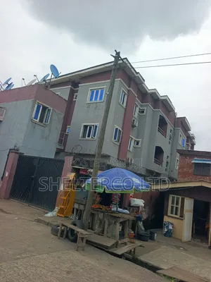 3bdrm Block of Flats in Gated , Tared, Aguda / Ogba for sale
