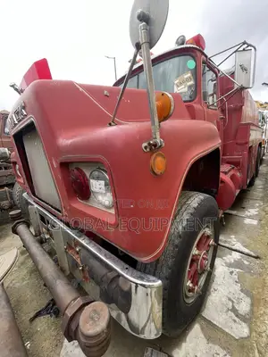 Mack R Model Water Truck 1979 Red
