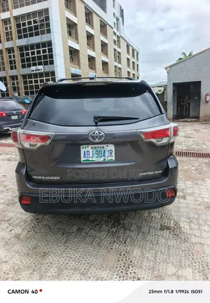 Toyota Highlander 2015 Gray