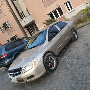 Honda Accord 2007 Gold