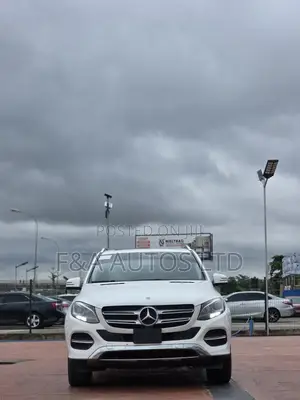 Mercedes-Benz GLE-Class 2017 White
