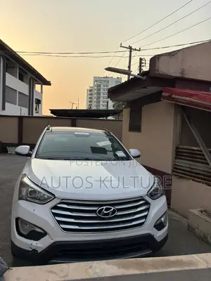 Hyundai Santa Fe Limited 4dr SUV AWD (3.3L 6cyl 6A) 2014 White