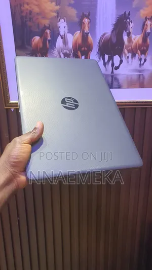 Laptop HP 250 G7 4GB Intel Pentium SSD 128GB